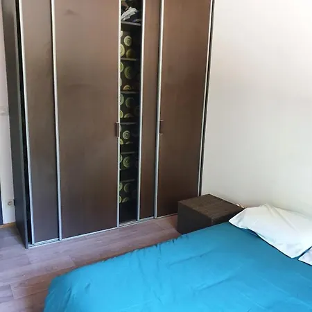 110m2 *